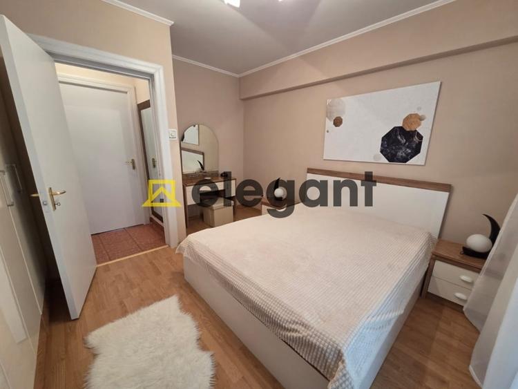 Apartament cu 4 camere decomandat, mobilat în Ultracentral