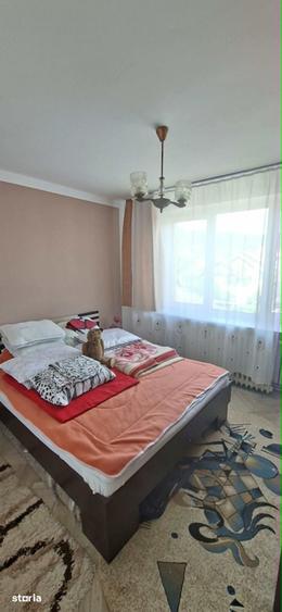 Apartament cu 3 camere decomandat în Orașul Vechi