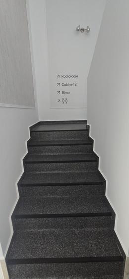 Spațiu comercial, de 120 mp, în Tunari