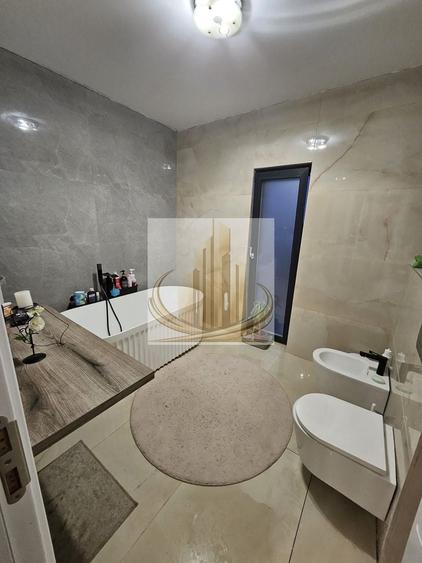 Duplex cu 4 camere cu Canalizare în Dumbrăvița