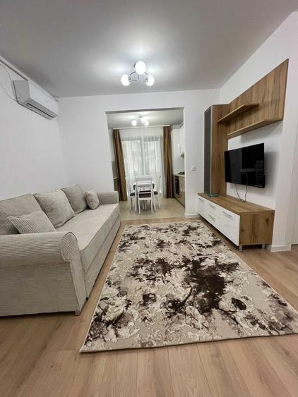 Apartament cu 2 camere semidecomandat în Central