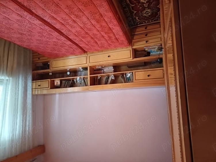 Apartament cu 3 camere în Independenței