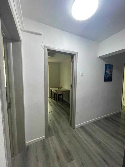 Apartament cu 3 camere decomandat în Nord