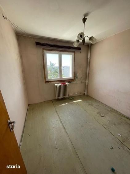 Apartament cu 2 camere decomandat în Berceni