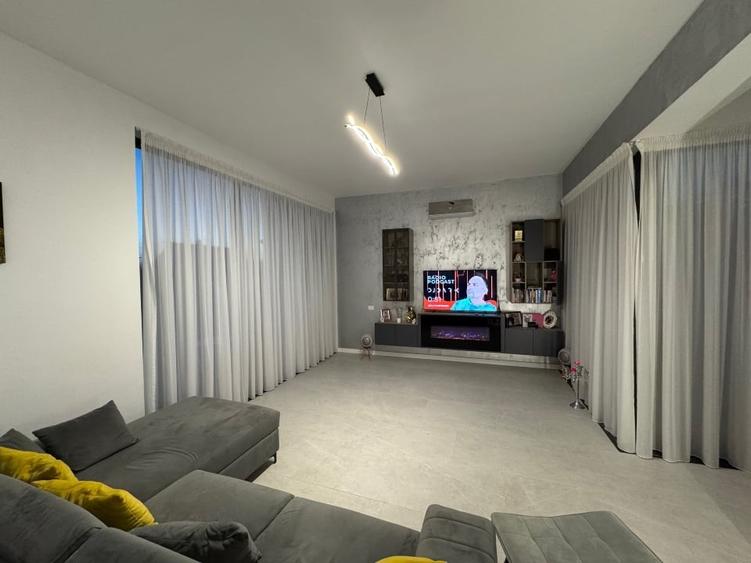 Duplex cu 4 camere cu Canalizare în Tomis Nord