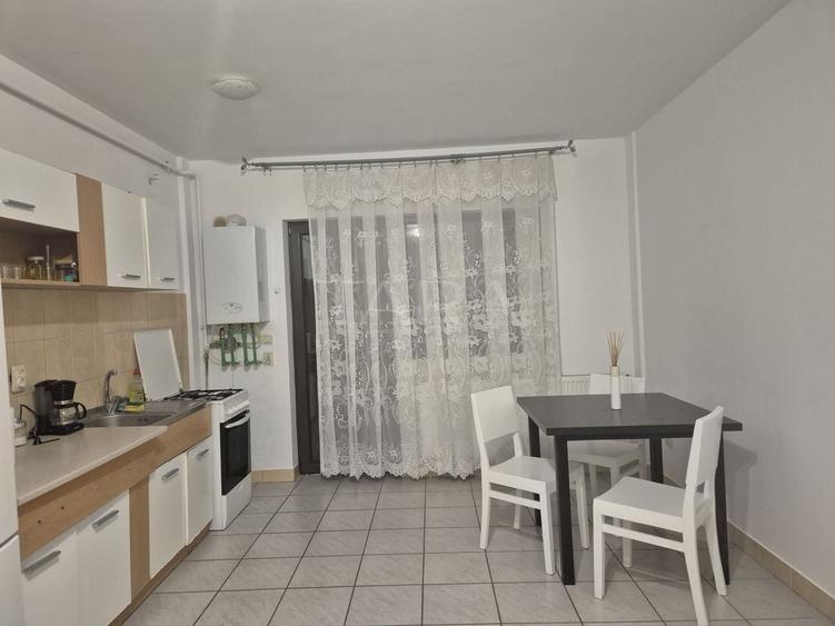 Apartament cu 2 camere semidecomandat, mobilat în Florești — fotografia 1