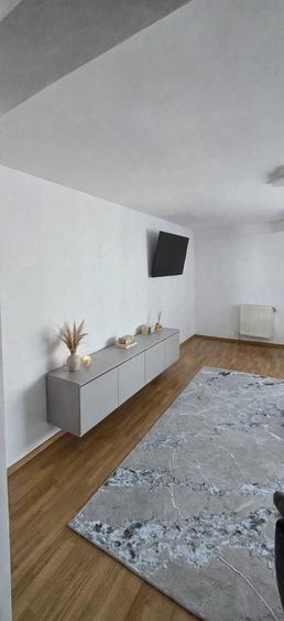 Apartament cu 2 camere decomandat în Steaua