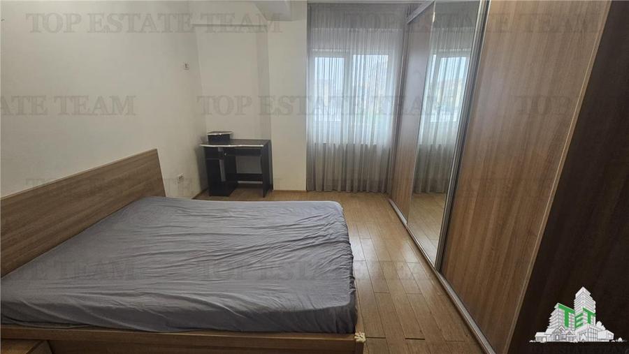 Apartament cu 2 camere decomandat în Roșu