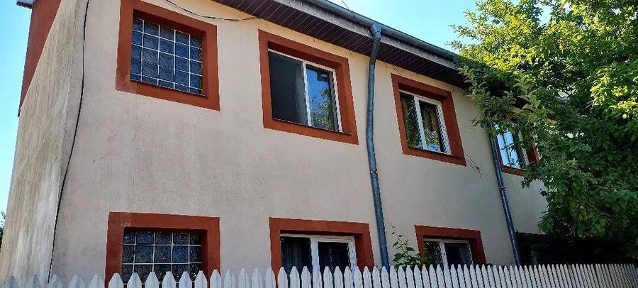 Casă cu 3 camere cu Teren 328 Mp în Central