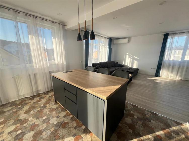 Apartament cu 3 camere decomandat, mobilat în Arhitecților - Calea Cisnădiei