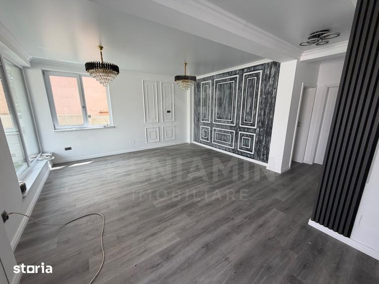 Casă cu 4 camere cu Teren 250 Mp în Bariera Vâlcii