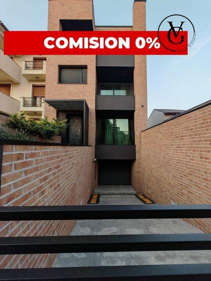 Casă individuală cu 10 camere cu Piscina în Central
