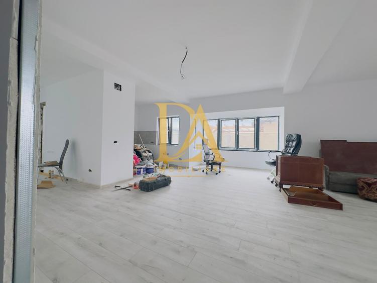 Casă cu 4 camere cu Canalizare în Bolintin-Deal