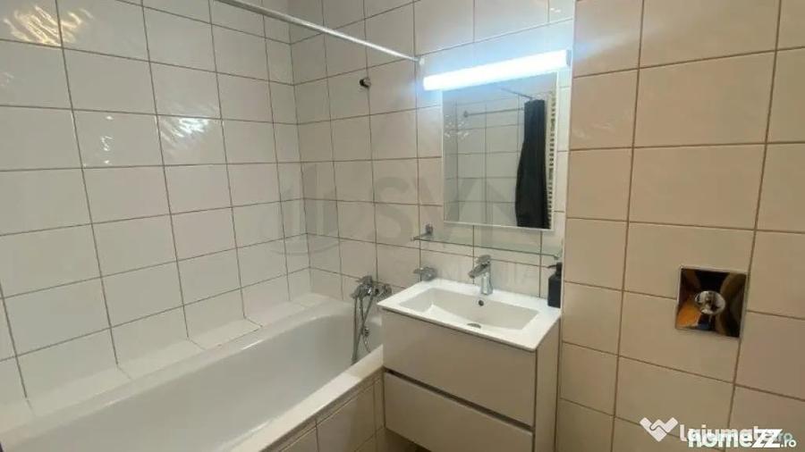 Apartament cu 3 camere decomandat în Primăverii