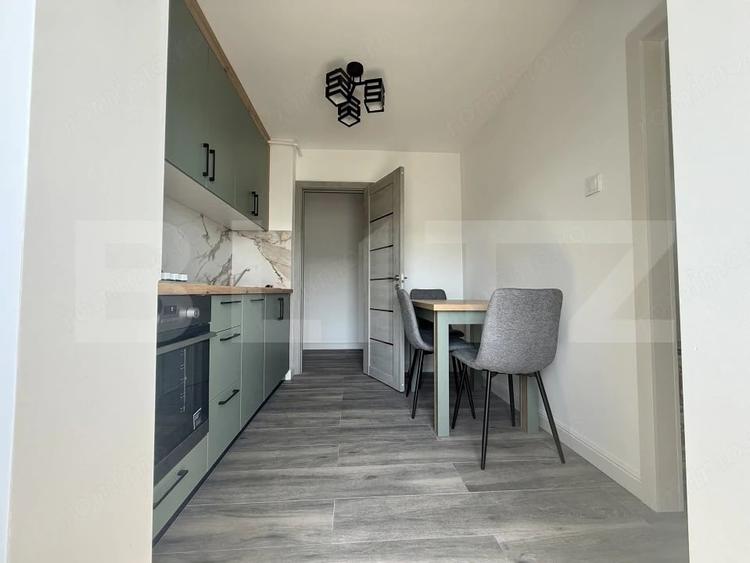 Apartament cu 2 camere decomandat în Tractorul