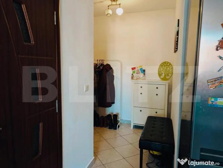 Apartament cu 3 camere decomandat în Sânpetru