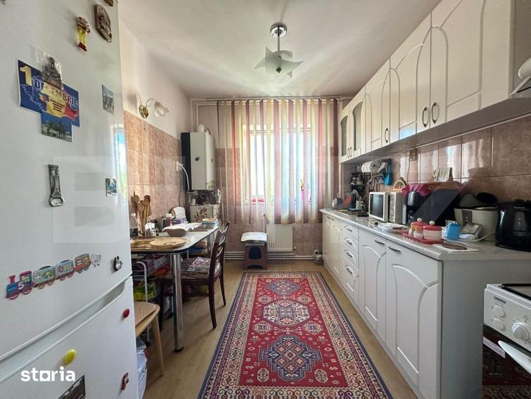 Apartament cu 2 camere semidecomandat în Cetate