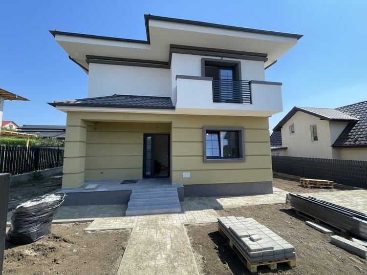 Casă cu 4 camere în Miroslava