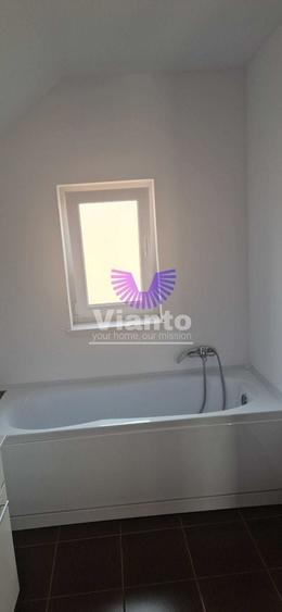 Casă individuală cu 3 camere cu Canalizare în Valea Aurie