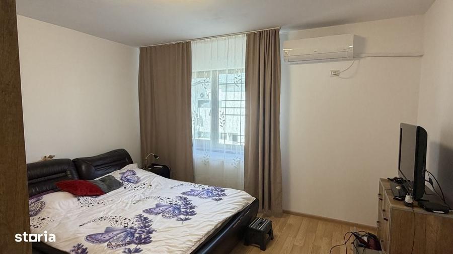 Casă cu 4 camere în Central