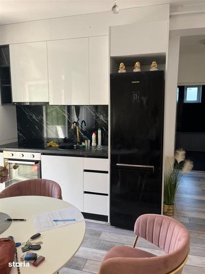Apartament cu 2 camere semidecomandat în Florești