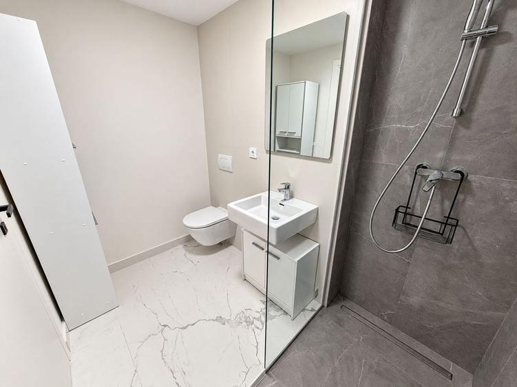 Apartament cu 2 camere decomandat, mobilat în Jiului