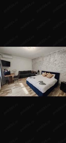 Casa de vanzare compartimentata in 3 apartamente - 5