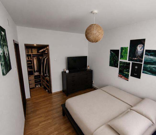 Apartament cu 2 camere semidecomandat, mobilat în Ultracentral