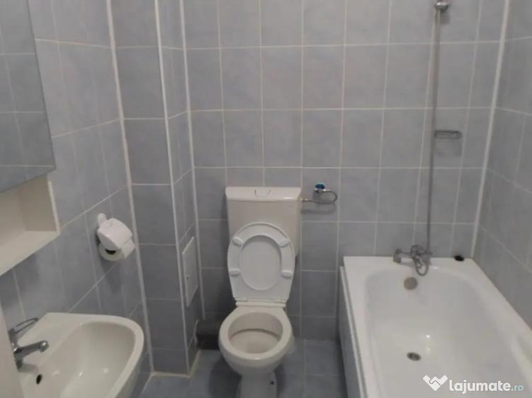 Garsoniera , an 2013 , 27 mp cu balcon de 4 m inchis - 5