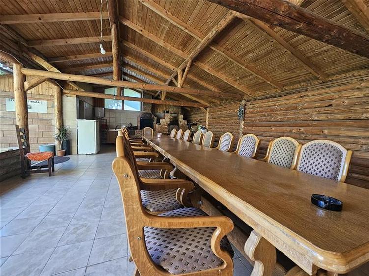 Apartament central cu acces la gradina si 2 locuri parcare - 12