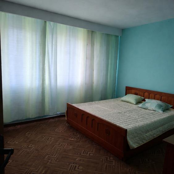 Casă individuală cu 6 camere cu Garaj în Clociov