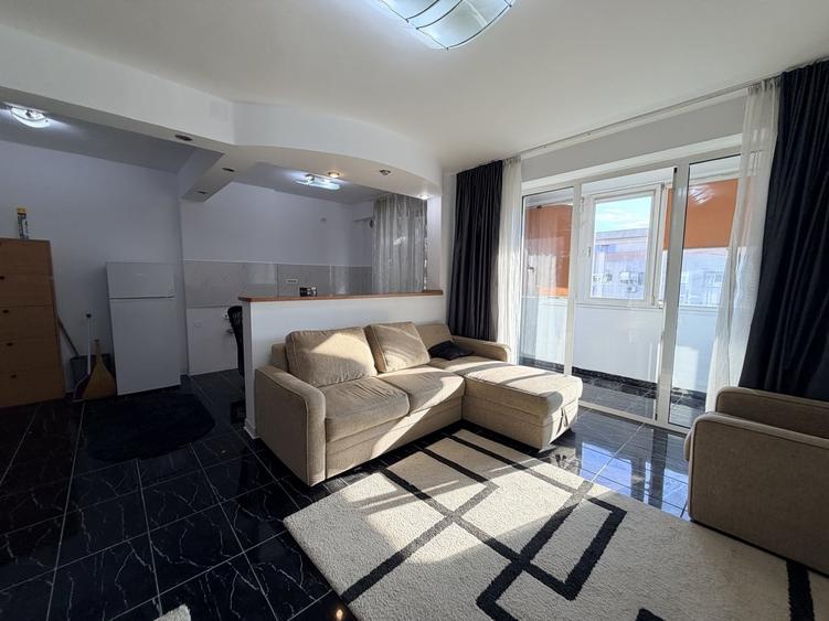 Apartament semidecomandat în Baba Novac