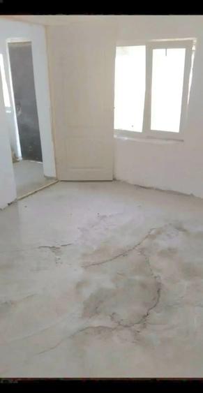 Casă cu 2 camere decomandat cu Teren 131 Mp în Petin