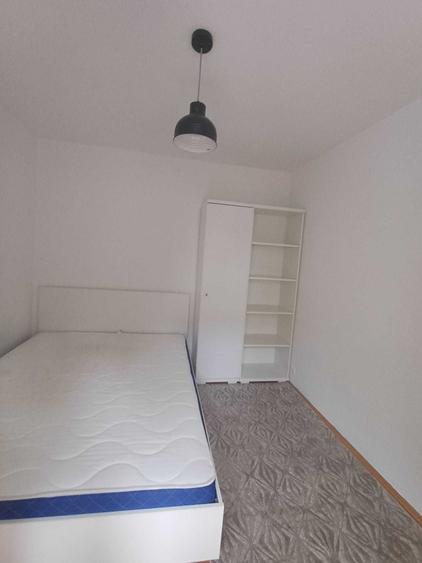 Dacia de vanzare apartament ieftin cu 2 camere etajul 1 - 3