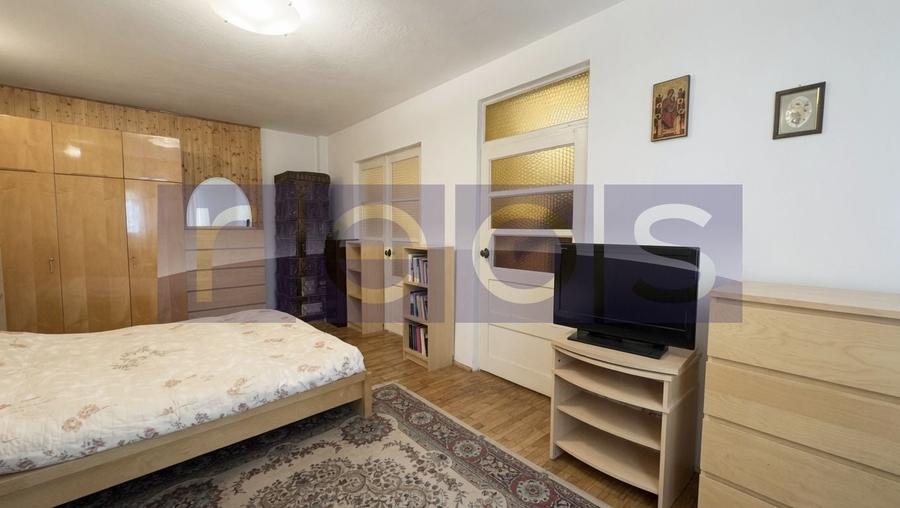 Casă individuală cu 5 camere cu Canalizare în Domenii
