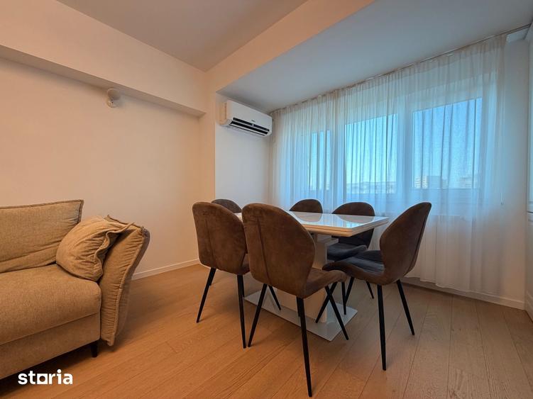 Apartament cu 4 camere în Centrul Civic