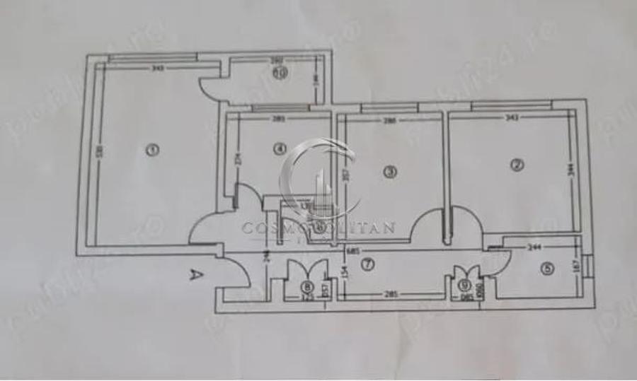 Apartament cu 3 camere în Broșteni