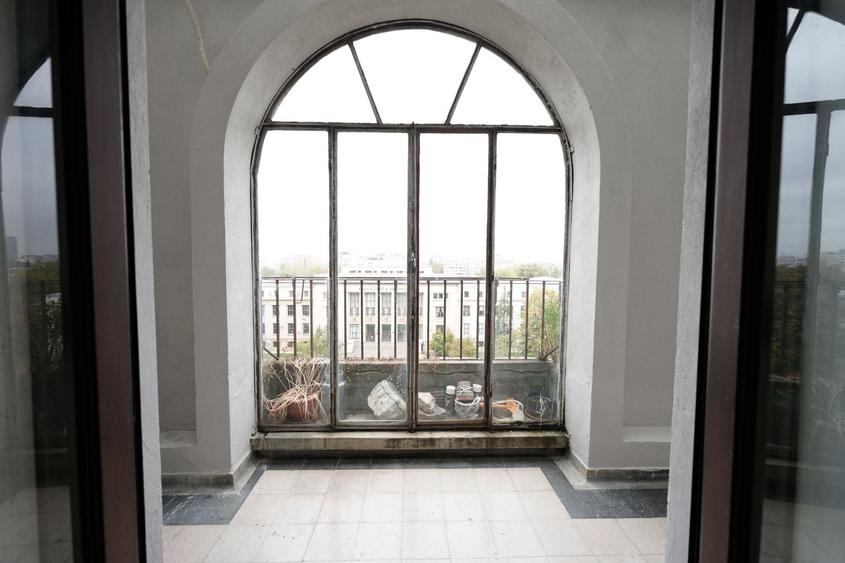 Apartament cu 3 camere în P-ța Operei