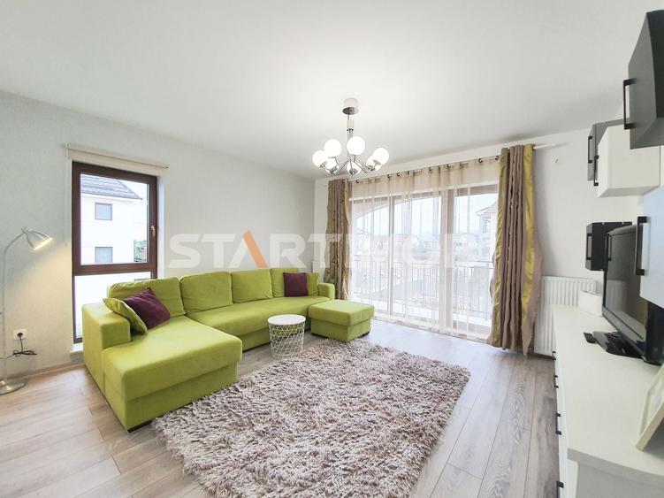 Apartament cu 3 camere decomandat, mobilat în Tractorul