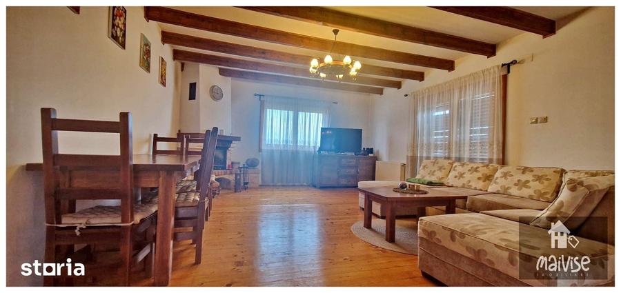 Casă cu 5 camere decomandat cu Teren 927 Mp în Hărman