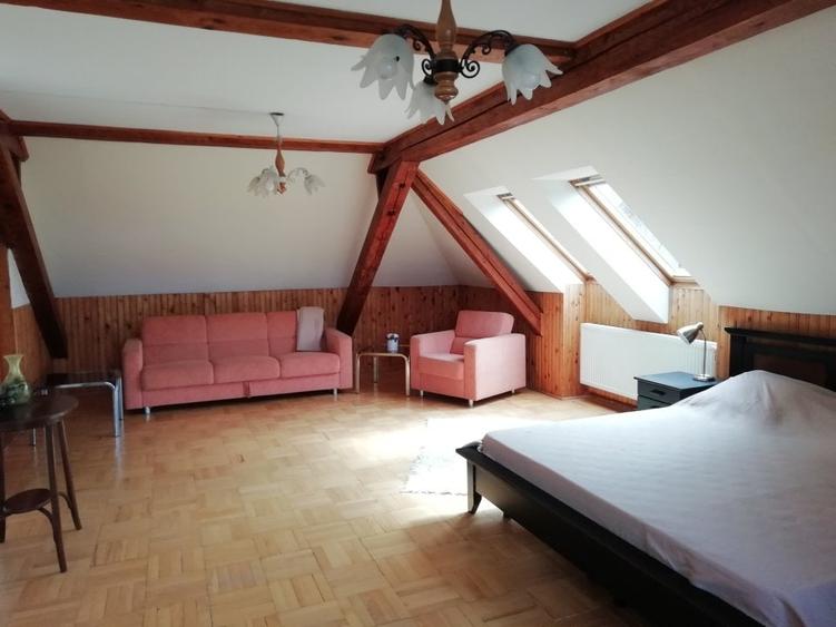 Apartament cu 3 camere semidecomandat în Ultracentral