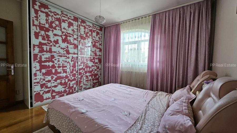 Casă individuală cu 5 camere cu Canalizare în CET