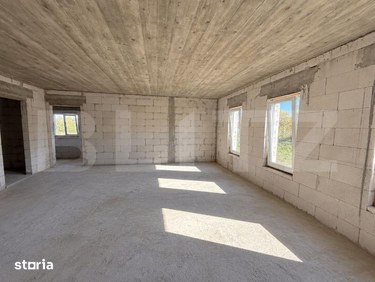 Casă cu 4 camere cu Teren 2500 Mp în Doba