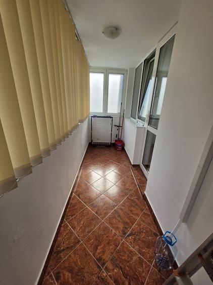 Apartament cu 2 camere semidecomandat în Câmpia Libertății