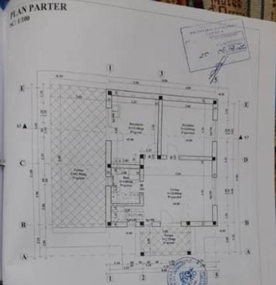 Casă cu 5 camere cu Teren 500 Mp în Oprișeni