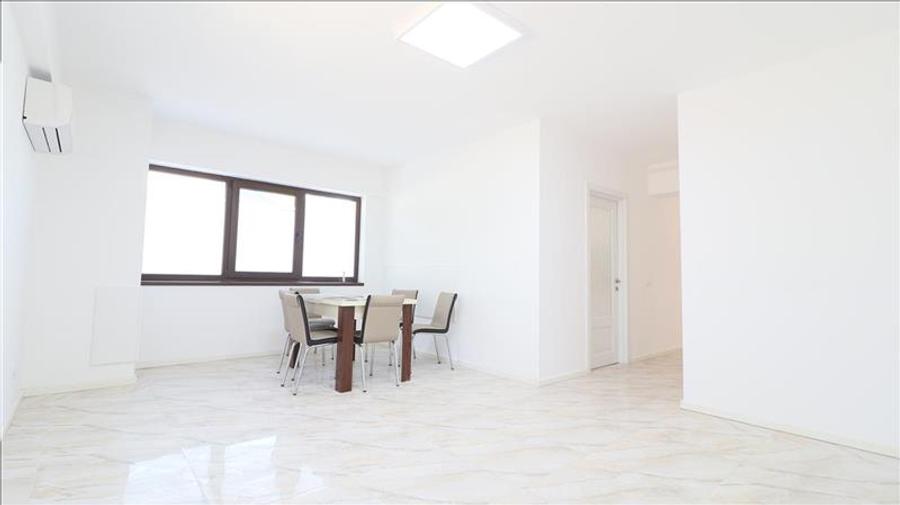 Apartament cu 2 camere decomandat, mobilat în Copou
