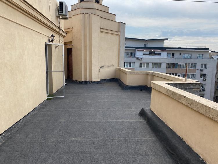 Garsonieră semidecomandată în Gara de Nord