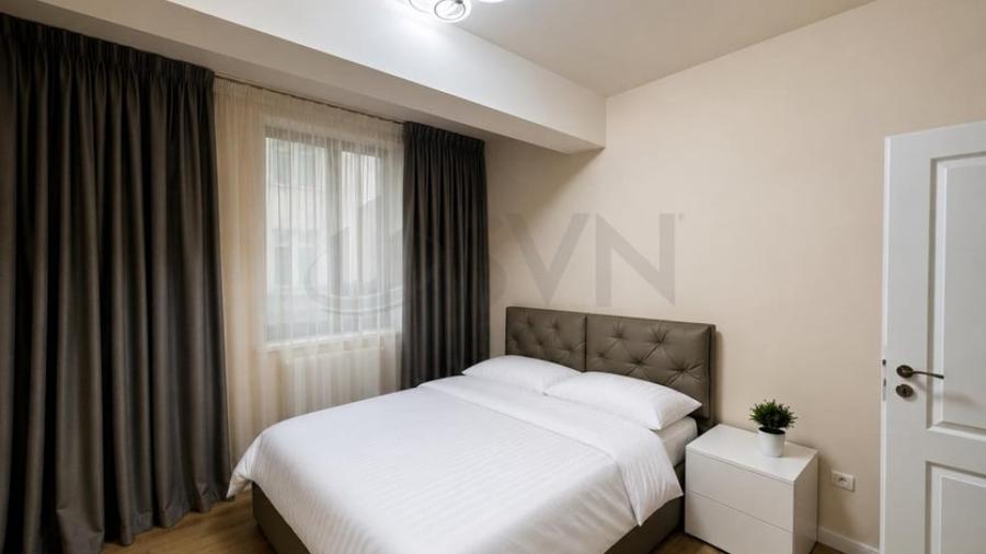 Apartament cu 3 camere semidecomandat în Sisești
