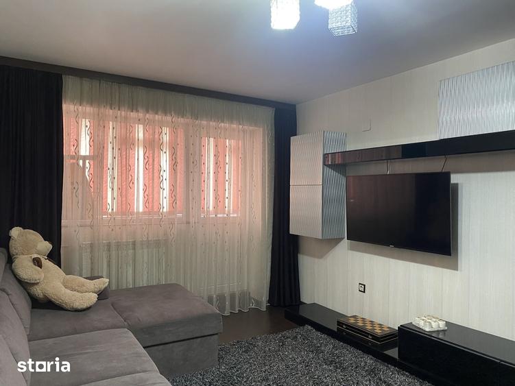 Apartament cu 2 camere decomandat în Malu Roșu