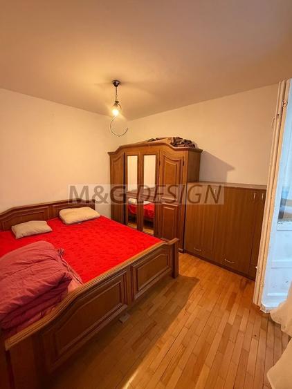 Apartament cu 3 camere semidecomandat în Șagului